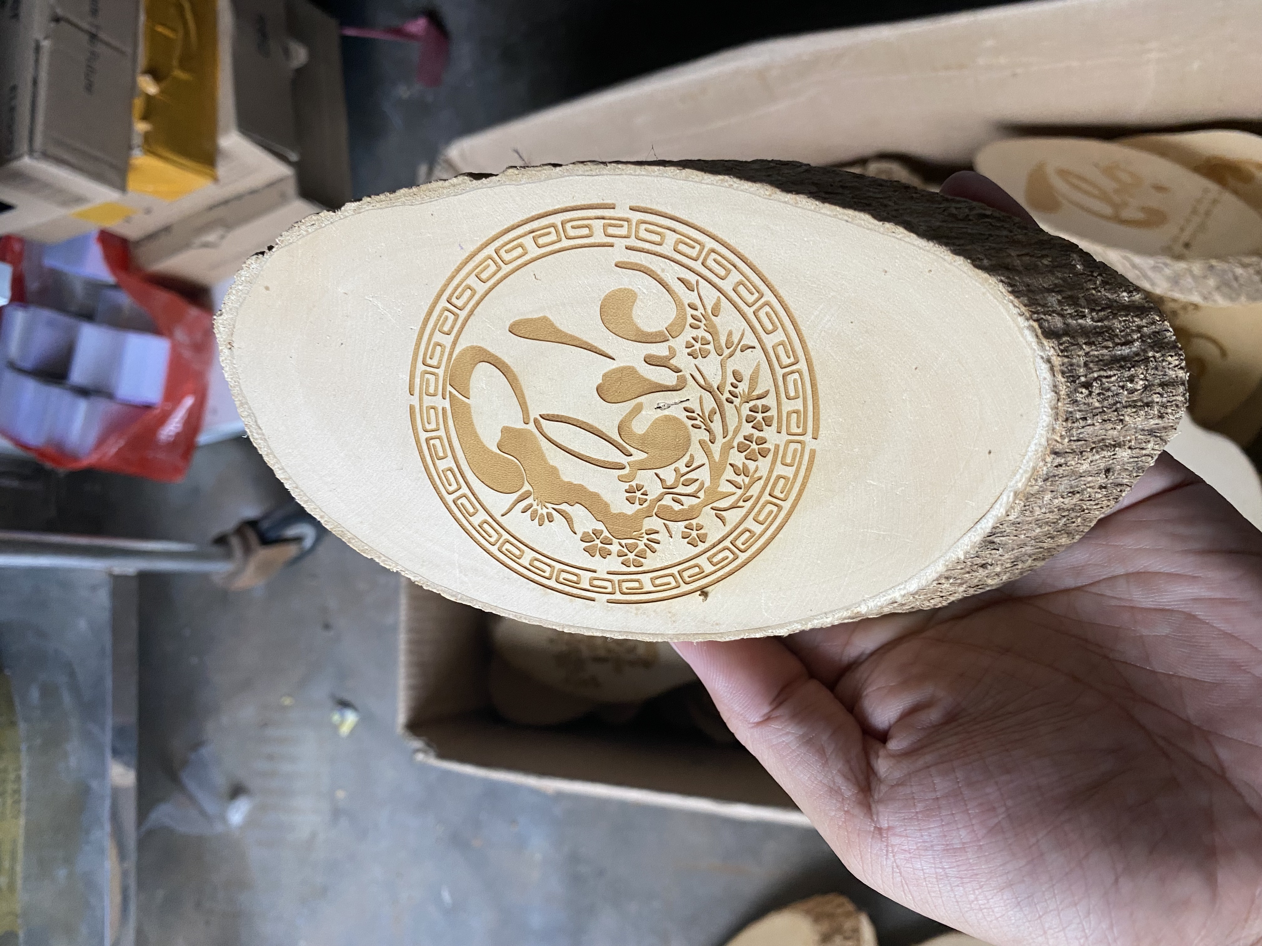 Tranh thư pháp gỗ 15-18 cm