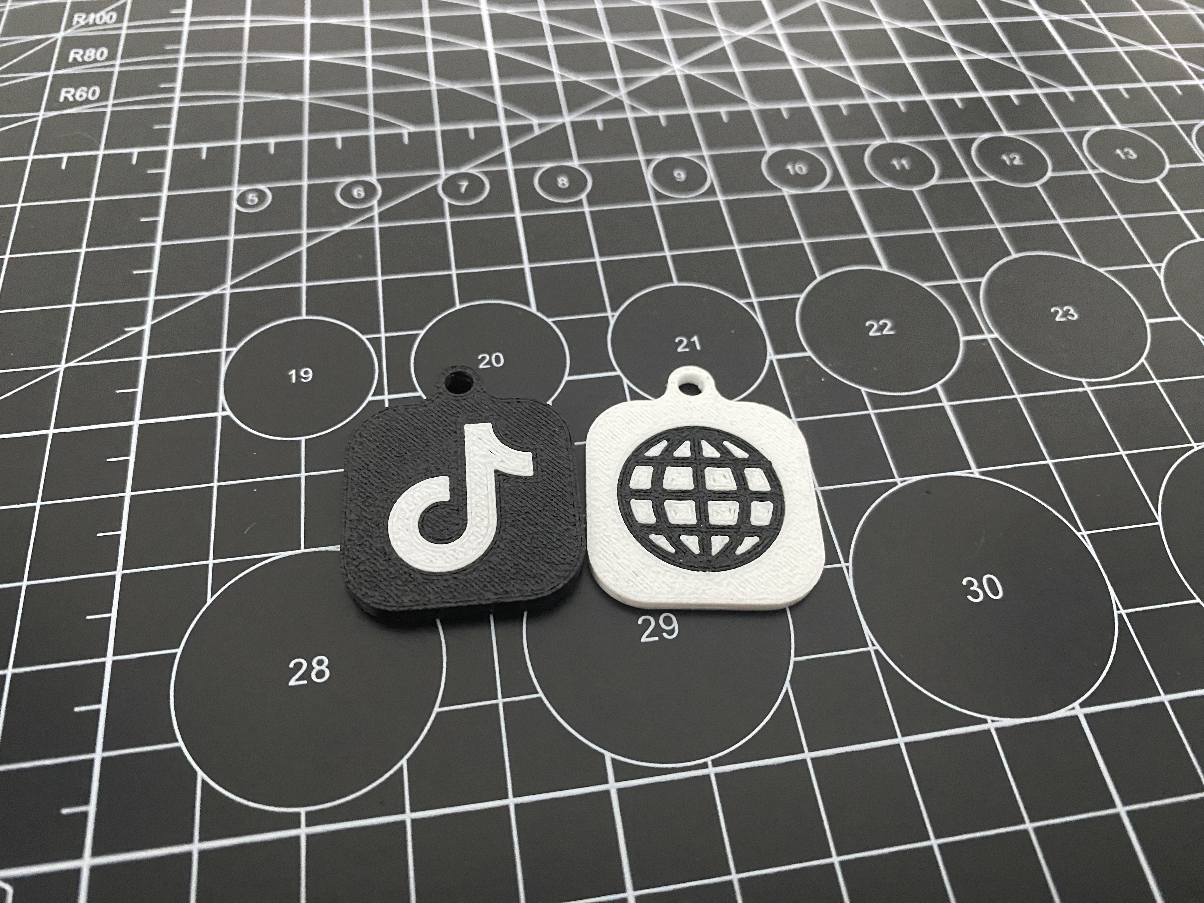 NFC tag theo yêu cầu 4