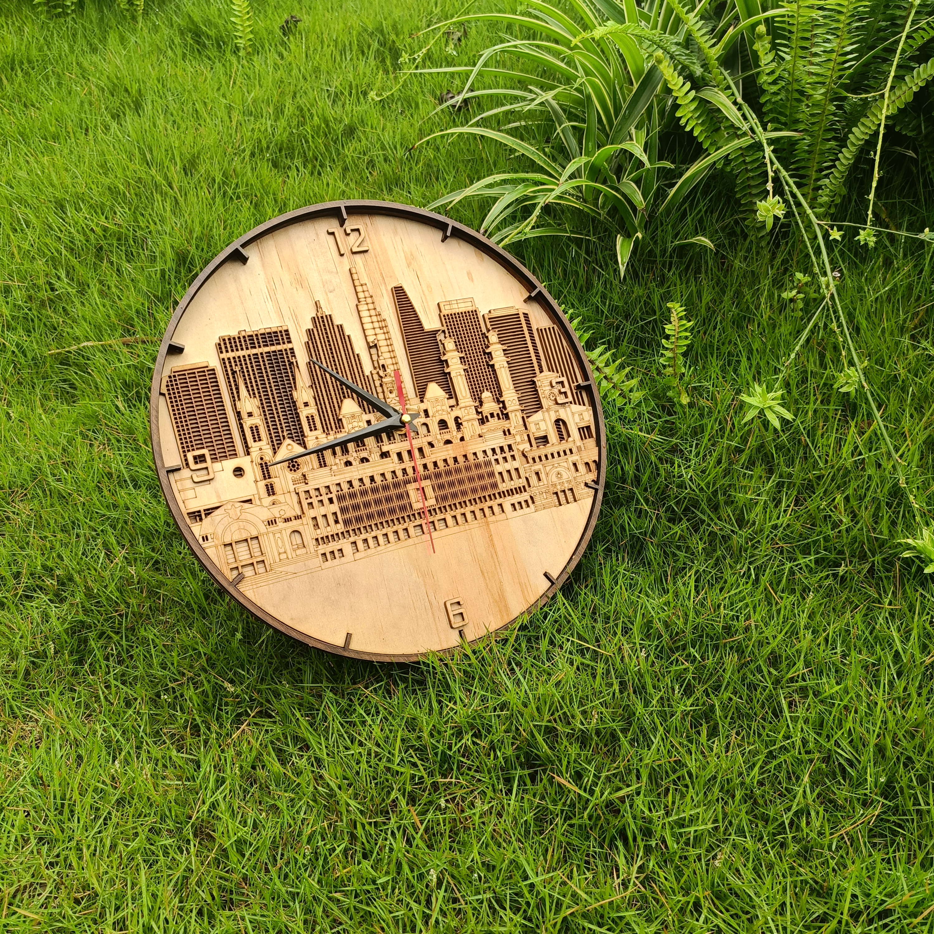 Đồng hồ gỗ custom nhiêu lớp 3